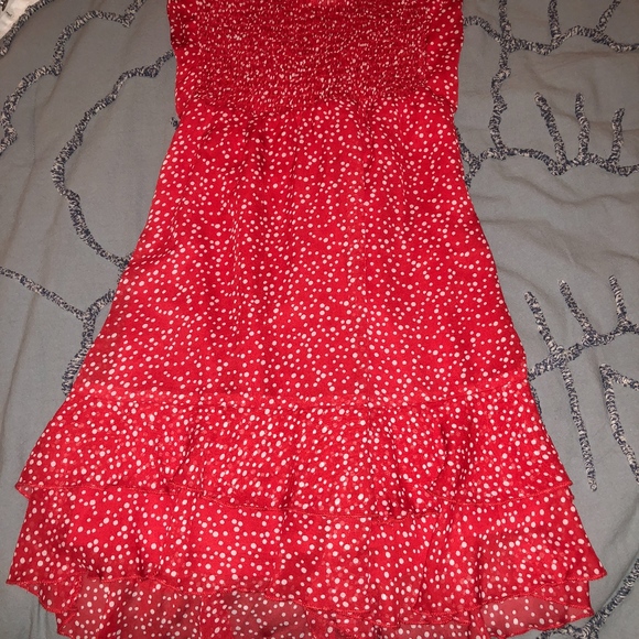 Beginning Boutique Dress size medium - Picture 2 of 2
